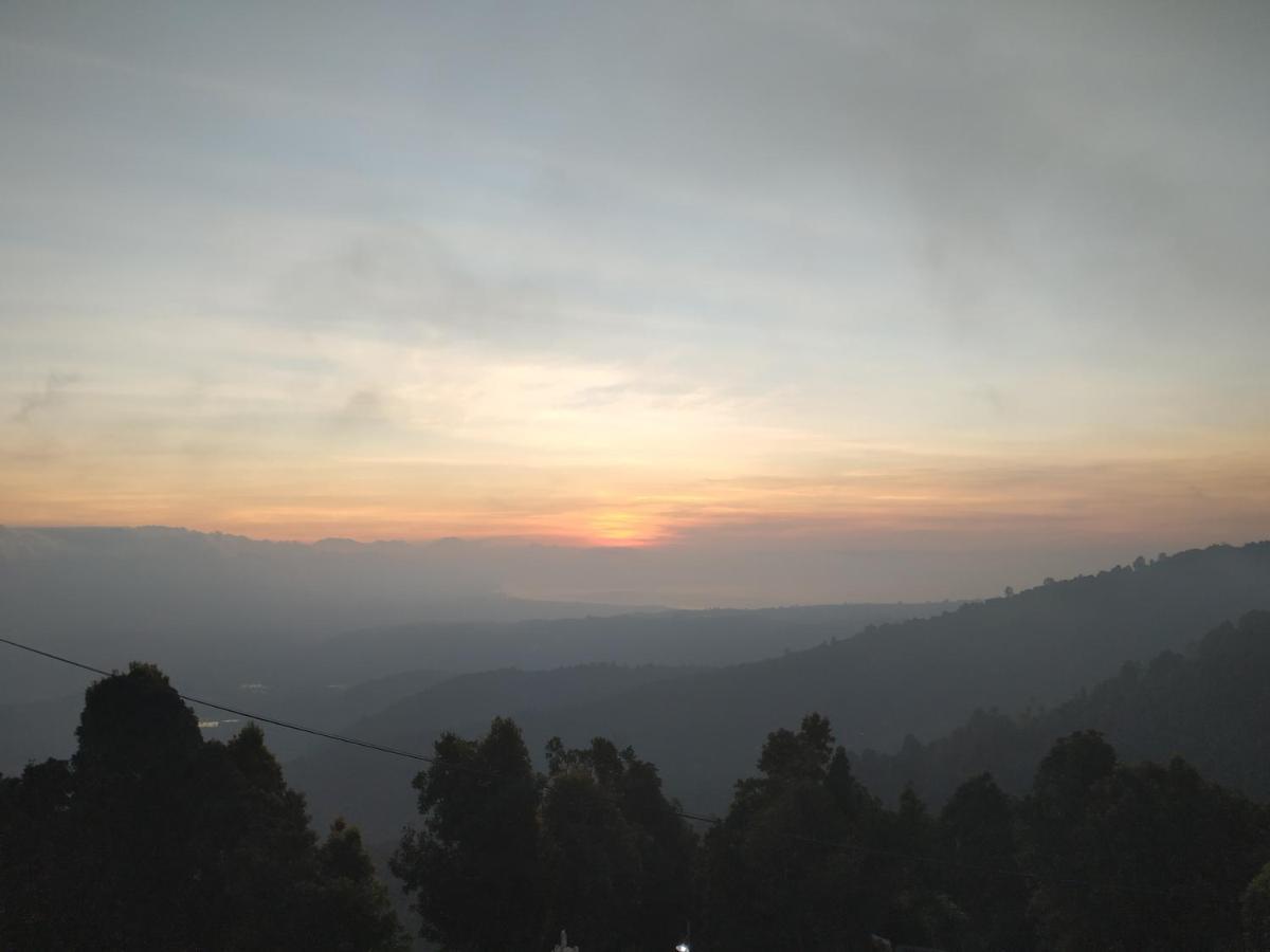 Puri Sunset Homestay Munduk Exterior foto